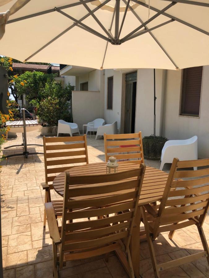 Marina Di Modica Suite Exterior foto